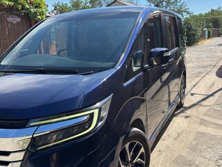 2020 Honda Stepwgn Spada V Рестайлинг, синий, 2400000 рублей, вид 1
