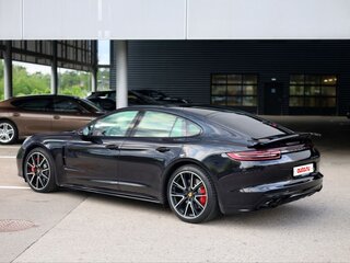 2017 Porsche Panamera Turbo II, чёрный, 6700000 рублей, вид 5