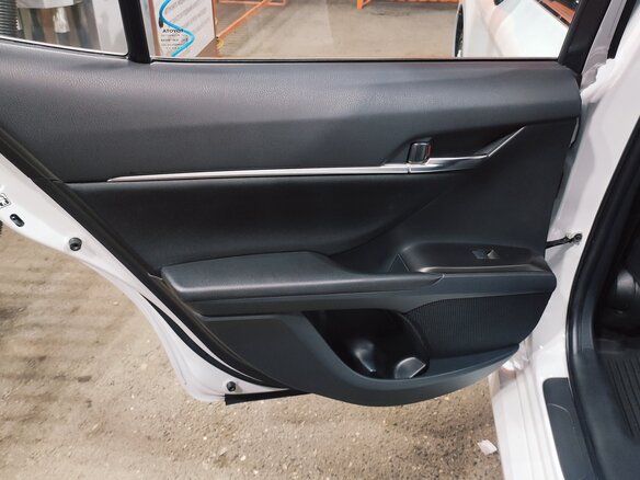 2021 Toyota Camry VIII (XV70) Рестайлинг, белый, 3350000 рублей - вид 22