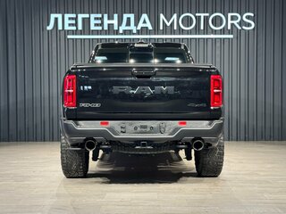 2024 Ram 1500 RHO V Рестайлинг, чёрный, 10800000 рублей, вид 3