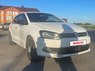 2013 Volkswagen Polo V, белый, 650000 рублей, вид 1