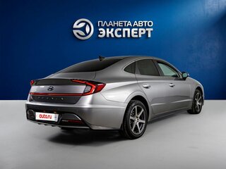 2020 Hyundai Sonata VIII (DN8), серебристый, 2089000 рублей, вид 4