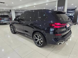 2025 BMW X5 30d IV (G05/G18) Рестайлинг, чёрный, 15999000 рублей, вид 4