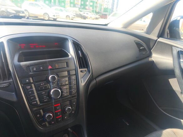 2013 Opel Astra J Рестайлинг, чёрный, 685000 рублей - вид 12