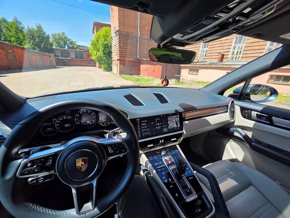 2020 Porsche Cayenne III, голубой, 7300000 рублей - вид 27