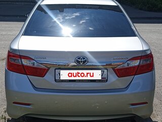 2013 Toyota Camry VII (XV50), серебристый, 1470000 рублей, вид 4