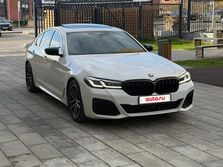 2021 BMW 5 серии 520i VII (G30/G31/G38) Рестайлинг, белый, 4600000 рублей, вид 2