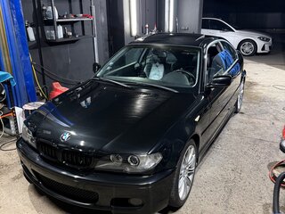 2004 BMW 3 серии 325i IV (E46) Рестайлинг, чёрный, 990000 рублей, вид 3