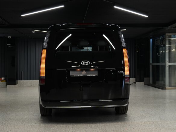 2026 Hyundai Staria I, чёрный - вид 4