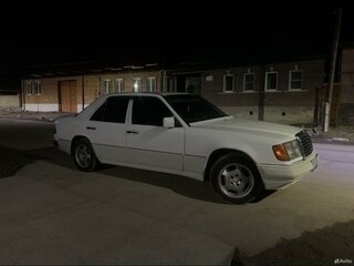 1992 Mercedes-Benz W124 200, белый, 230000 рублей, вид 5