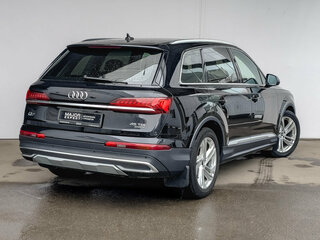 2021 Audi Q7 45 TDI II (4M) Рестайлинг, чёрный, 6110000 рублей, вид 5