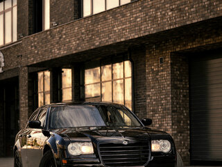 2006 Chrysler 300C I, чёрный, 850000 рублей, вид 2