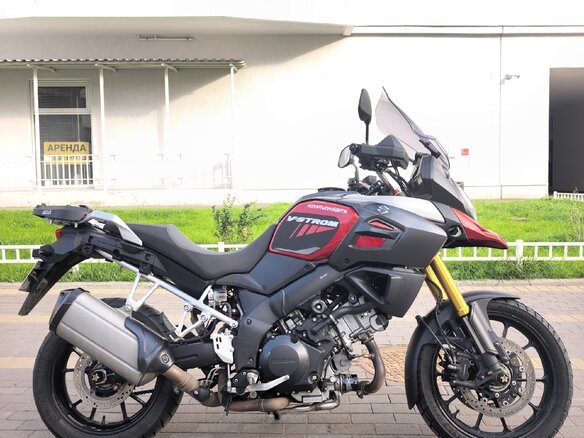 2014 Suzuki V-Strom 1000, красный, 750000 рублей