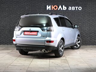 2011 Mitsubishi Outlander II Рестайлинг, серебристый, 1130000 рублей, вид 4