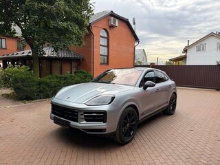 2026 Porsche Cayenne Coupé III Рестайлинг, серебристый, 17000000 рублей, вид 4