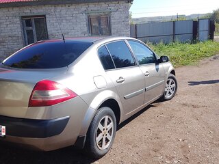2008 Renault Megane II Рестайлинг, бежевый, 415000 рублей, вид 4