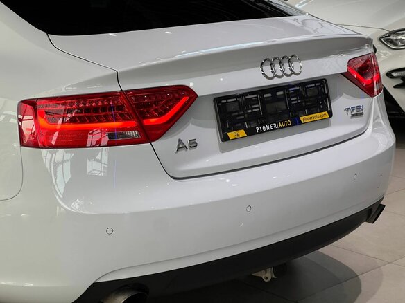 2012 Audi A5 I (8T) Рестайлинг, белый, 1600000 рублей - вид 12