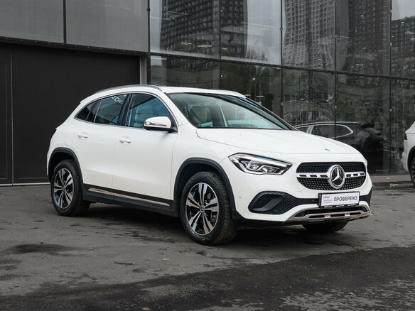 2020 Mercedes-Benz GLA 250 II (H247), белый, 3470000 рублей - вид 2