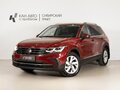 2021 Volkswagen Tiguan II Рестайлинг, красный