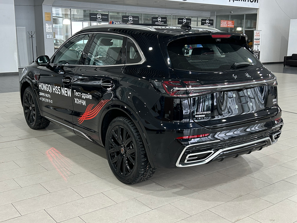 2024 Hongqi HS5 I Рестайлинг, чёрный - вид 9