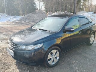 2010 Kia Cerato 5-speed II, чёрный, 680000 рублей, вид 2