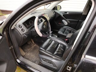 2008 Volkswagen Tiguan I, чёрный, 600000 рублей, вид 4