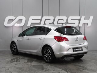 2013 Opel Astra J Рестайлинг, серебристый, 734000 рублей, вид 2