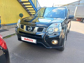 2011 Nissan X-Trail II Рестайлинг, чёрный, 999990 рублей, вид 1