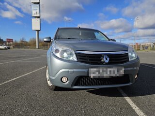 2010 Renault Sandero I, серый, 690000 рублей, вид 2