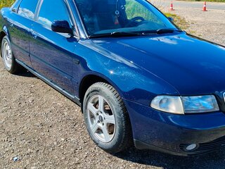1998 Audi A4 I (B5), синий, 395000 рублей, вид 1
