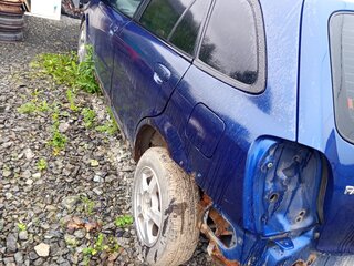 2000 Mazda Familia S-Familia S-Wagon VIII (BJ), синий, 130000 рублей, вид 2