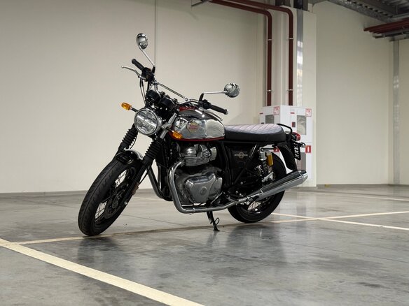 2026 Royal Enfield Interceptor, красный, 699000 рублей - вид 6