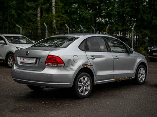 2013 Volkswagen Polo V, серебристый, 580000 рублей, вид 2