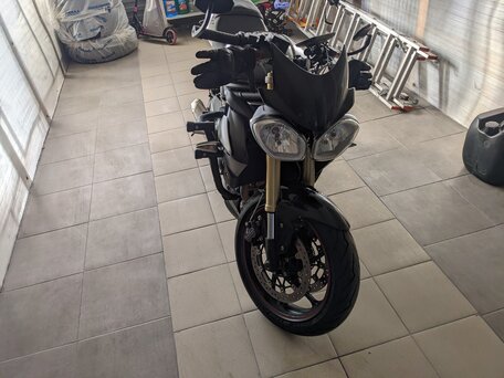 2016 Triumph Street Triple, чёрный, 600000 рублей, вид 1