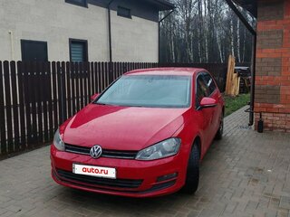 2013 Volkswagen Golf VII, красный, 980000 рублей, вид 2