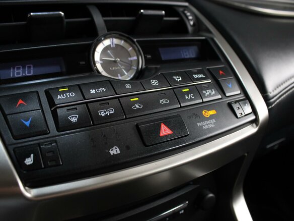 2016 Lexus NX 200 I, белый, 2860000 рублей - вид 17