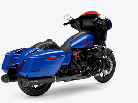 2026 Harley-Davidson CVO Street Glide ST, синий, 5900000 рублей, вид 4