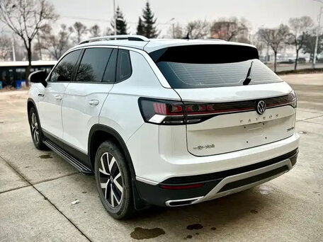 2023 Volkswagen Tayron I Рестайлинг, белый, 2220000 рублей, вид 4