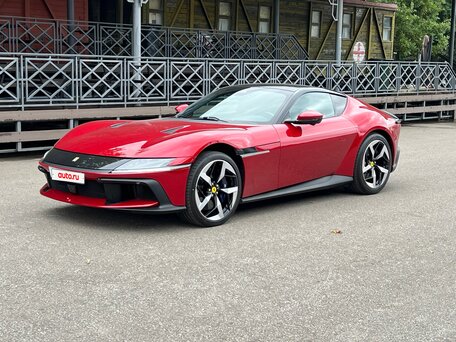 2025 Ferrari 12Cilindri, красный, 58400000 рублей, вид 1