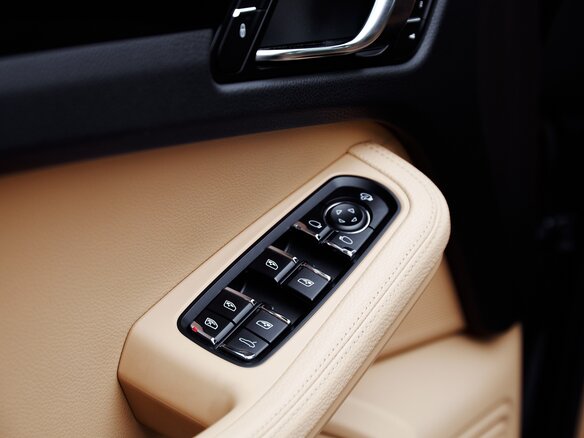 2016 Porsche Macan S I, чёрный, 3690000 рублей - вид 20