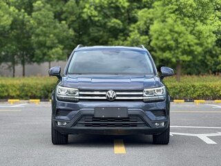 2021 Volkswagen Tharu I, серебристый, 2000000 рублей, вид 2