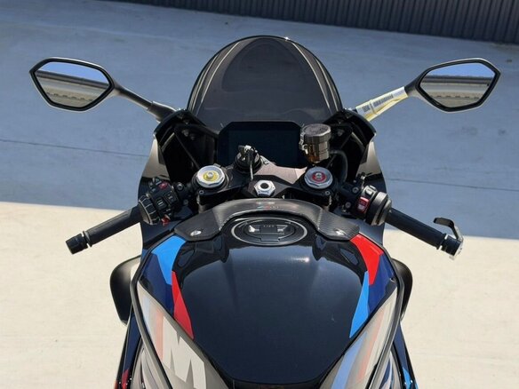 2025 BMW M 1000 RR, чёрный, 3999999 рублей - вид 18