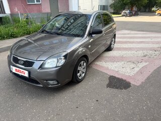 2011 Kia Rio II Рестайлинг, серебристый, 430000 рублей, вид 1