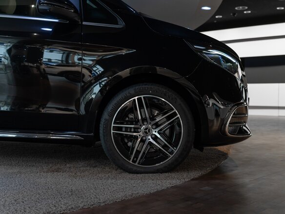 2025 Mercedes-Benz V-Класс Extra Long 300 d экстра длинный III (W447) Рестайлинг 2, чёрный, 36040000 рублей - вид 5