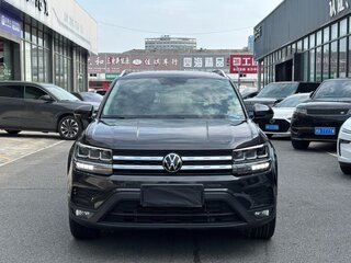2022 Volkswagen Tharu I, чёрный, 1352000 рублей, вид 2