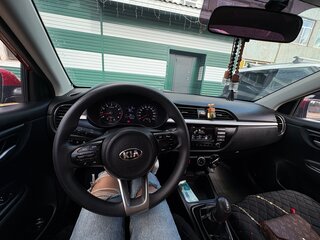 2017 Kia Rio IV, красный, 1200000 рублей, вид 2