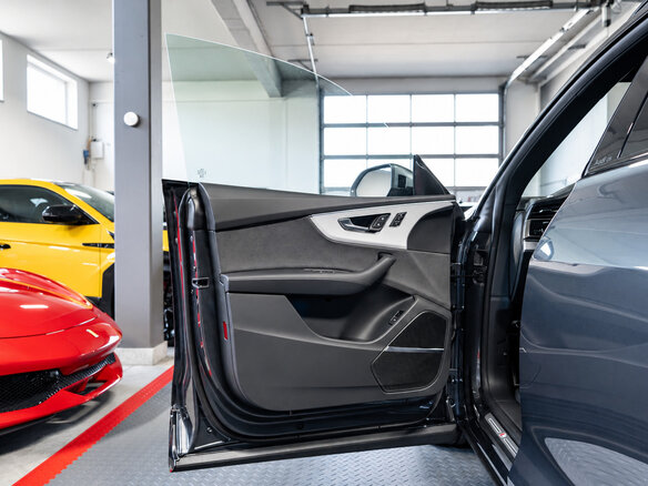 2026 Audi Q8 50 TDI I (4M) Рестайлинг, серый, 14290000 рублей - вид 17