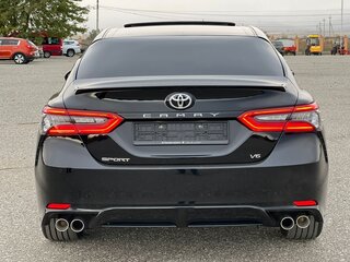 2022 Toyota Camry VIII (XV70) Рестайлинг, чёрный, 4200000 рублей, вид 4