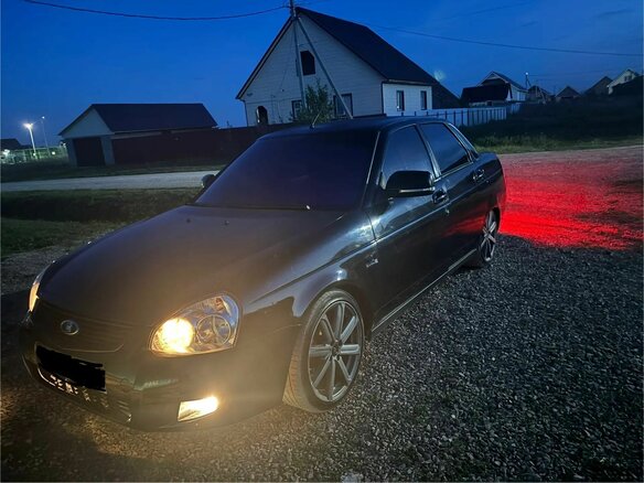 2008 Lada (ВАЗ) Priora I, чёрный, 300000 рублей - вид 2