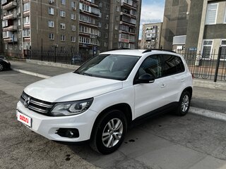 2011 Volkswagen Tiguan I Рестайлинг, белый, 1390000 рублей, вид 1